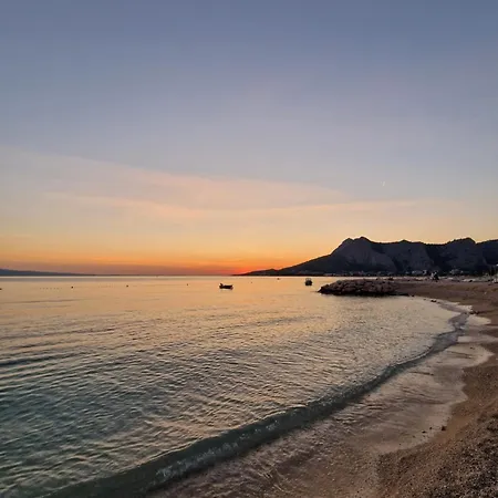 公寓 Amazing Sea View 奥米什